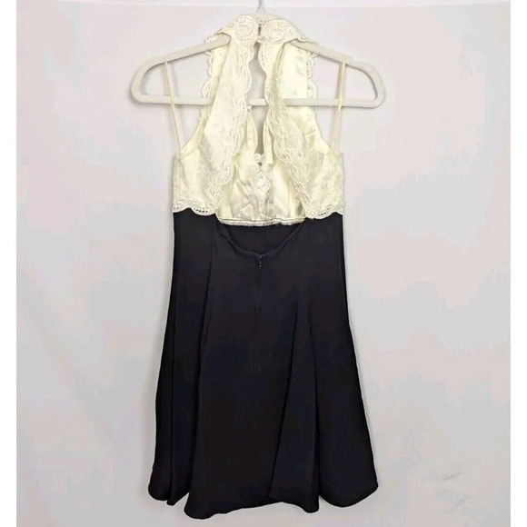 Vintage 80s Scott McClintock 4 Floral Lace Ivory Black Sleeveless Formal Dress - Picture 2 of 13